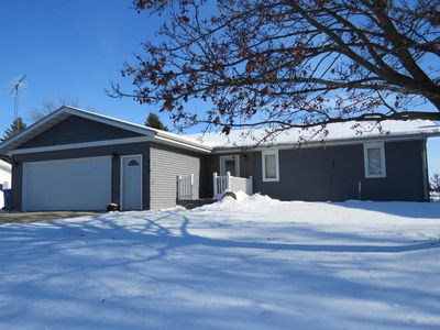 472 Jones Drive, Randolph, WI, 53956