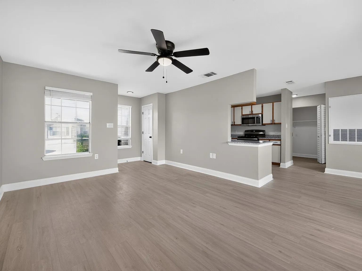 Ridgeview Townhomes — Photo 3