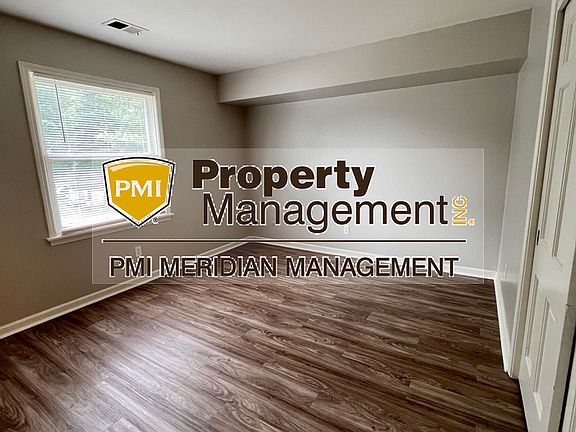 5th image of 3021 E 47th St APT F