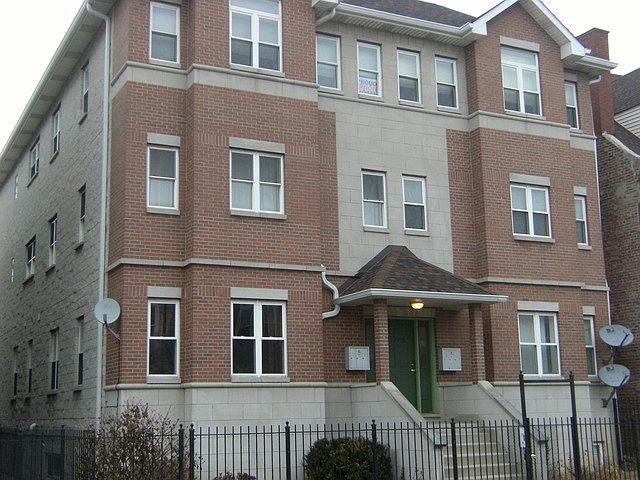 1st image of 2724 W Warren Blvd APT 3E