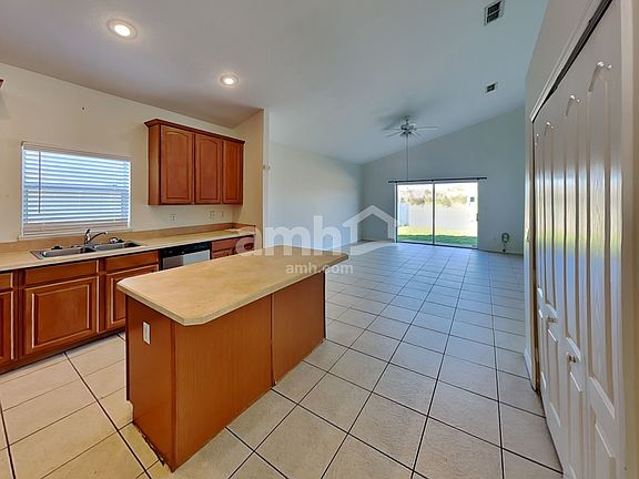 3rd image of 2293 Victoria Falls Dr