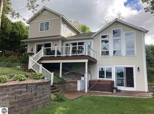 1455 Lake Dr, Traverse City, MI 49685