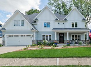 327 Chicago Ave, Downers Grove, IL 60515