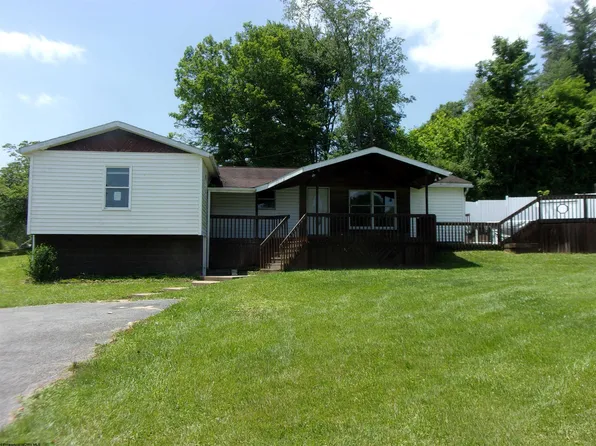 429 Main St, West Milford, WV 26451