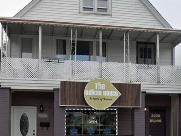 3028 Caniff St, Hamtramck, MI 48212