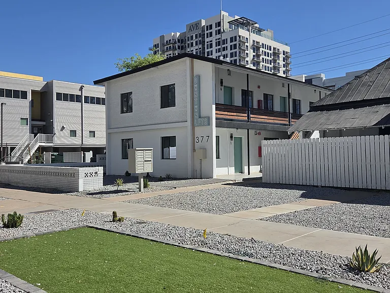 377 N 4th Ave #2 — Photo 11