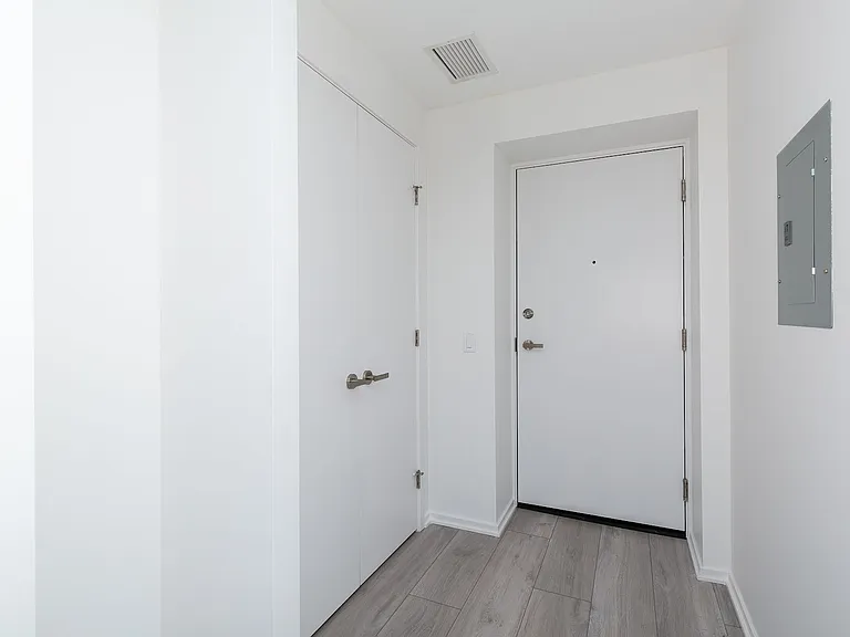 706-615 6th Ave SE #706 — Photo 3