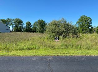 2329 Quarter Horse Dr NE #35, Cedar Springs, MI 49319