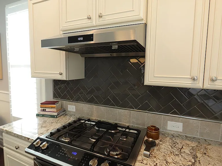 824 Laurel Garden Way — Photo 8