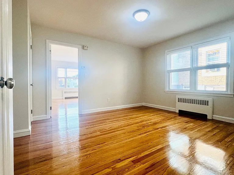 167 Norwood Ave — Photo 8