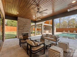 154 N Canterbury Rd, Charlotte, NC 28211