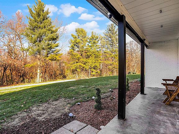 3rd image of 2340 Hickory Hill Ln