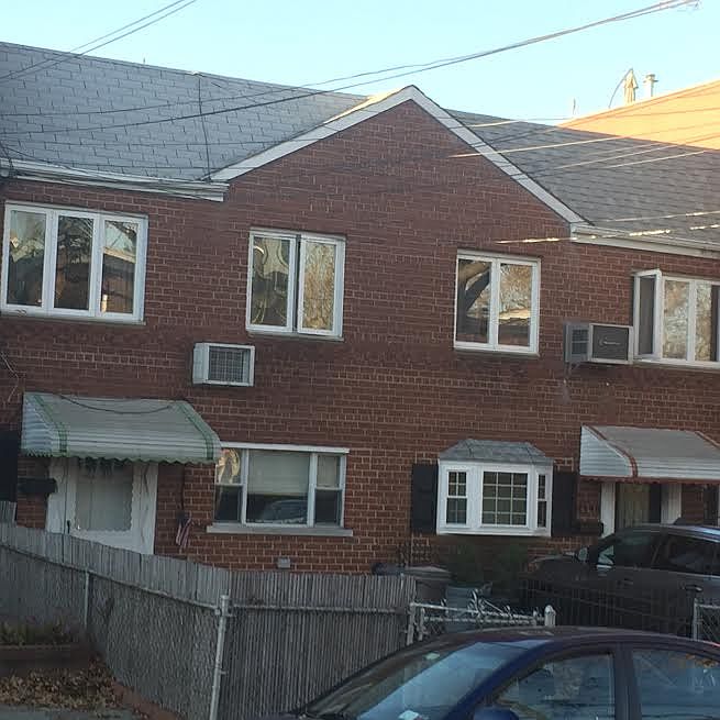 2nd image of 2150 19th St