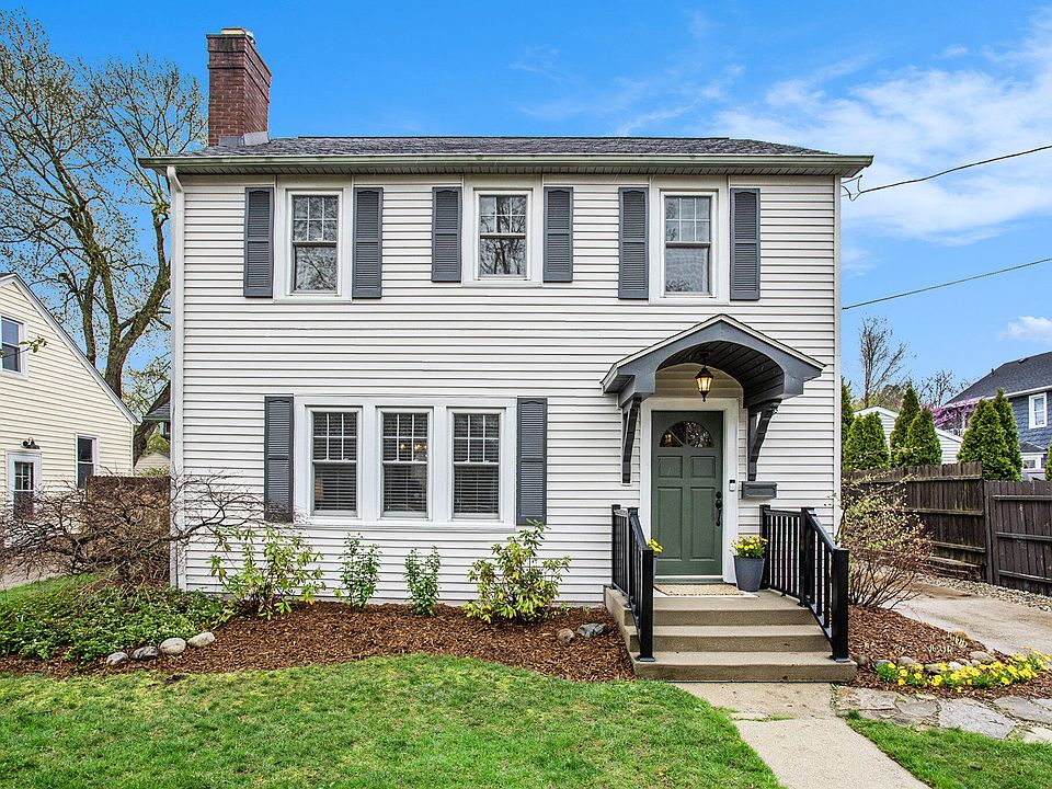 1st image of 1322 Kingston Ave