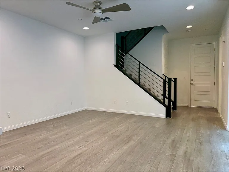 11699 Hamilton Lake Ave — Photo 6