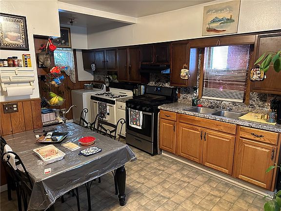 5th image of 285 Avenue B