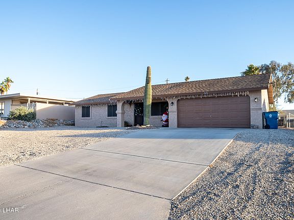 2nd image of 3676 Bluegrass Dr