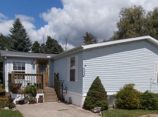 3252 Abbington St, Jackson, MI 49201