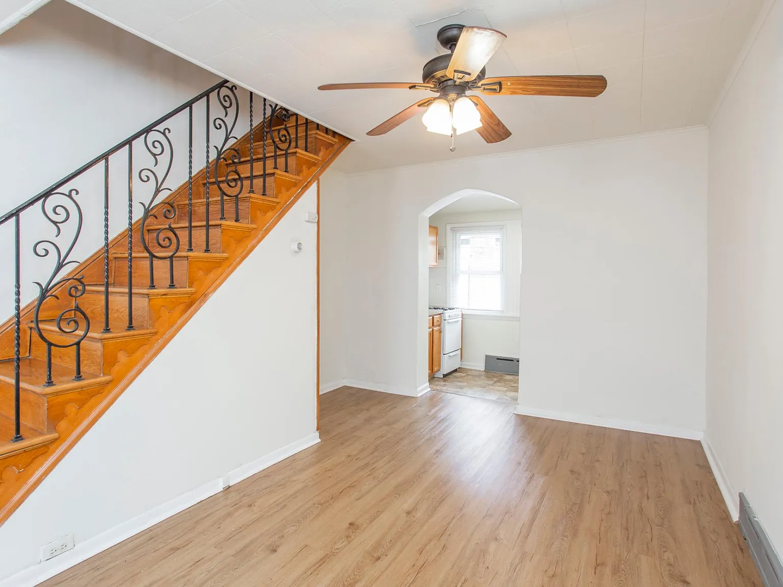 1 bed, 722 sqft, $1,745 — Photo 4