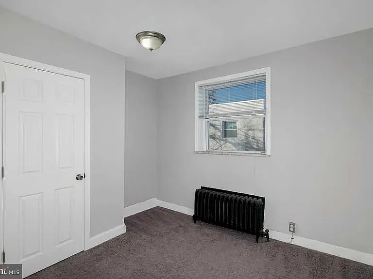 2111 Mifflin St — Photo 15