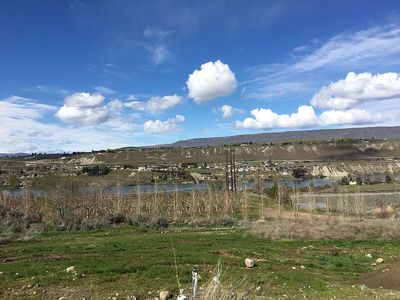 3000 Riverview Ln, Malaga, WA, 98828