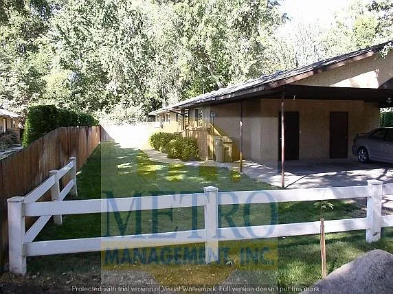 2662 W Smith Ave — Photo 2