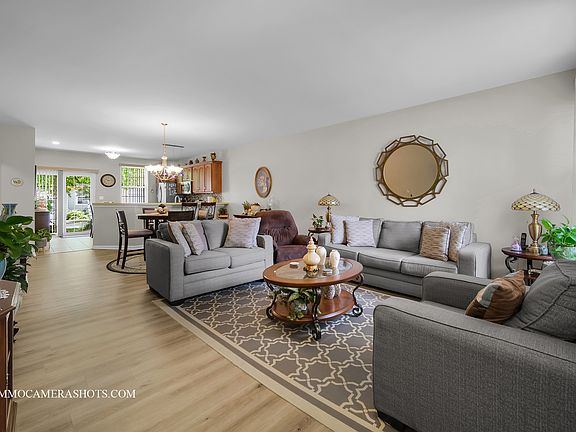 2nd image of 1677 Brightwood Pl #8B