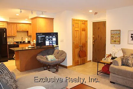 2360 Commonwealth Ave #1-2 — Photo 7