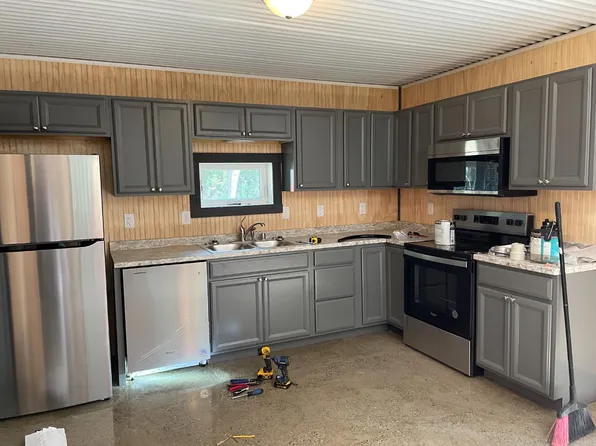 3774 Arctic Lights Ave, North Pole, AK 99705