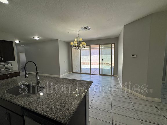 4th image of 2350 N Delaney Dr
