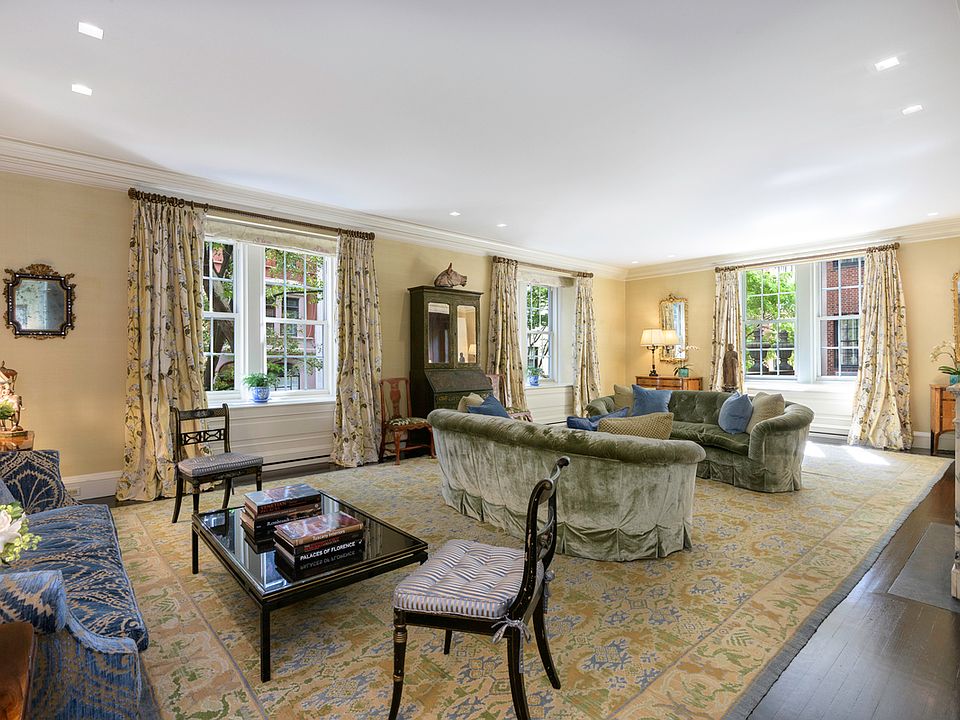 1st image of 770 Park Ave #2D