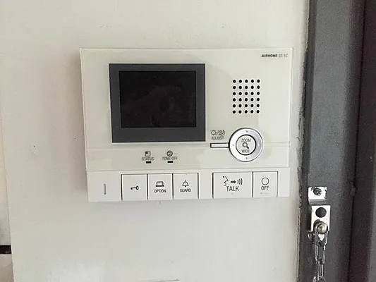 Rented by P Management | media 28