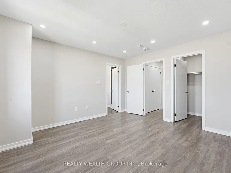 112 Golden Springs Dr — Photo 13