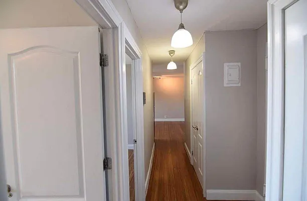 Rented by Carnegie Management Inc | media 20