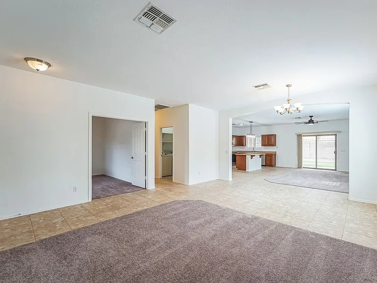1268 E Birdland Dr — Photo 5