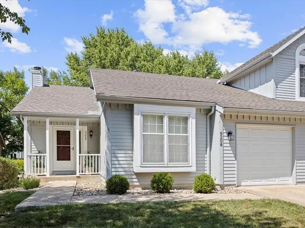 9208 W 121st Ter, Overland Park, KS 66213