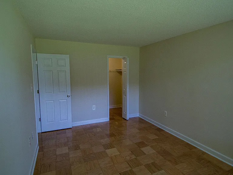 Heritage Park Apartments — Photo 66