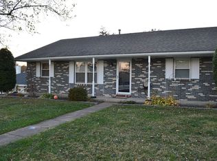 5704 Whitethorne Dr, Evansville, IN 47710