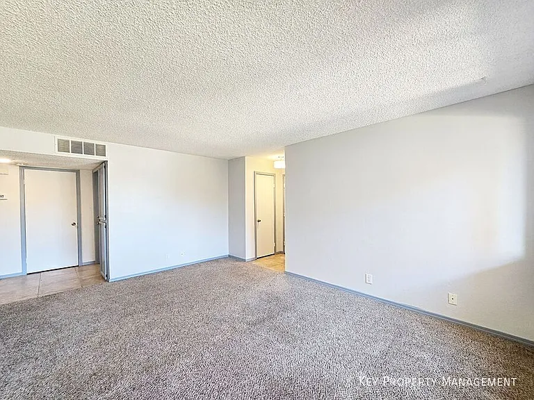3720 Snorkel Cir #2 — Photo 4