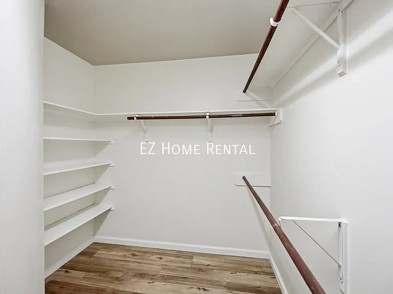 2619 Dylans Crossing Dr — Photo 10