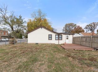 10416 Lackland Rd, Saint Louis, MO 63114