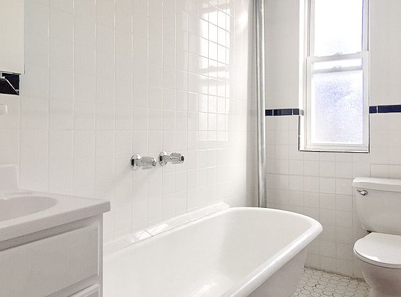 5th image of 53 W 106th St APT 6A