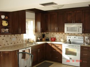 413 Oakleaf Blvd APT B, Oldsmar, FL 34677