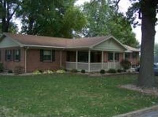 301 E Farragut St, Brookfield, MO 64628