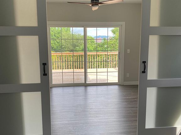 1st Fl. Bedroom with deck overlooking Ohio River