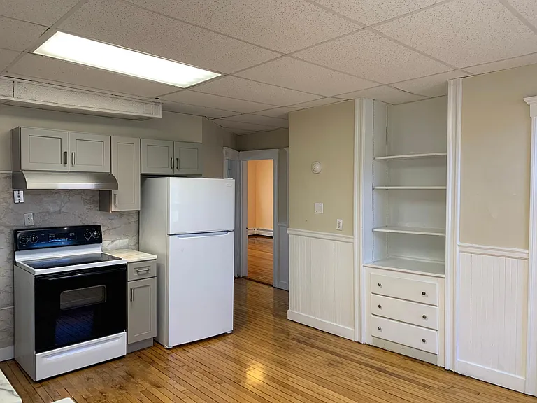 56 Ward St #4B — Photo 16