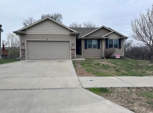 5302 SE 24th St, Des Moines, IA 50320