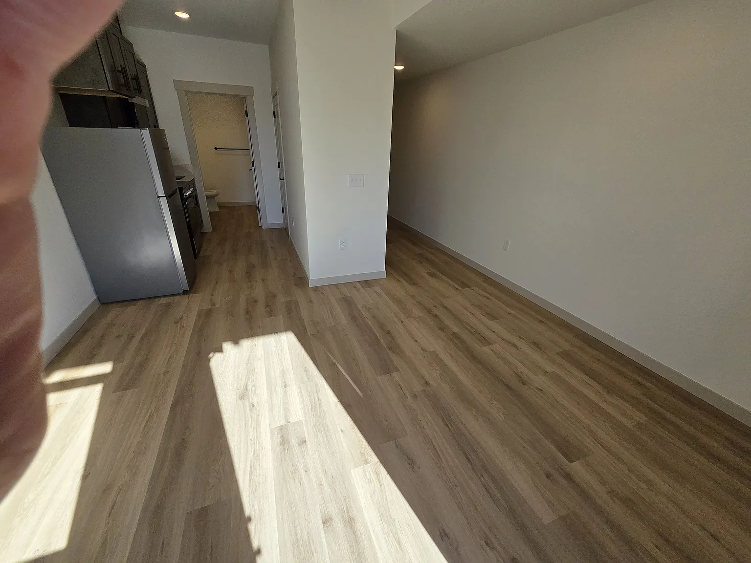 Hill's Town Apartments — Photo 3