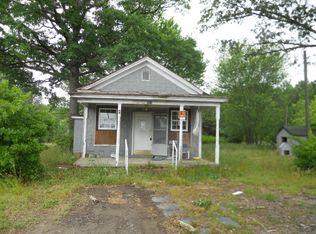 9212 Hines Rd, Disputanta, VA 23842