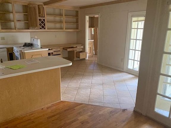 4th image of 15203 Cobre Valley Dr